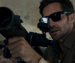 Jake Gyllenhaal wears a Cartier Santos-Dumont watch in the movie In The Grey.