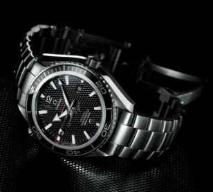 All in all a fine Limited Edition version of a worthy James Bond watch