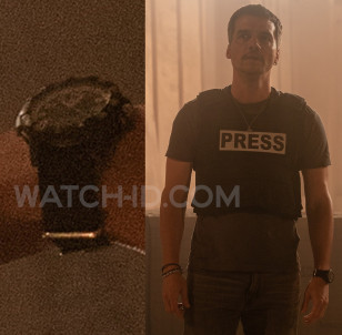It looks like Wagner Moura is wearing a Luminox Leatherback SEA Turtle watch in the 2024 movie Civil War.